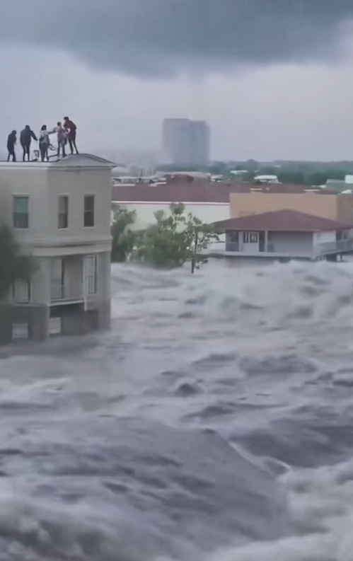 Unbelievable Flooding Strikes Ruidoso – Is This The Worst Disaster in Years?” Article: