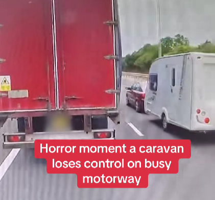 Shocking Moment Caravan Spins Out of Control on Packed Motorway — Drivers Barely Escape Collision! 